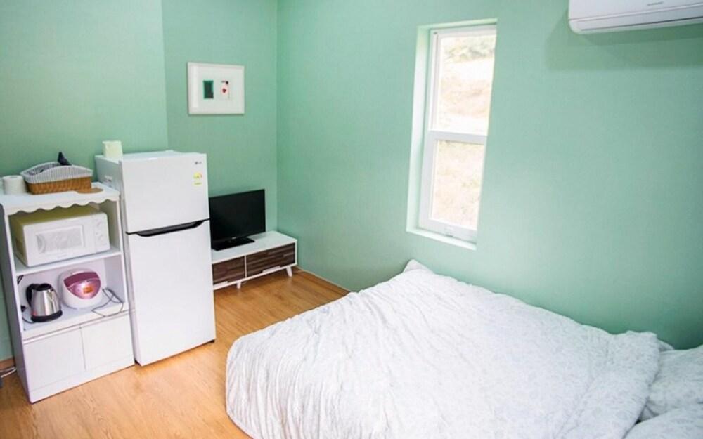 Danyang Sobaeksanganeungil Pension