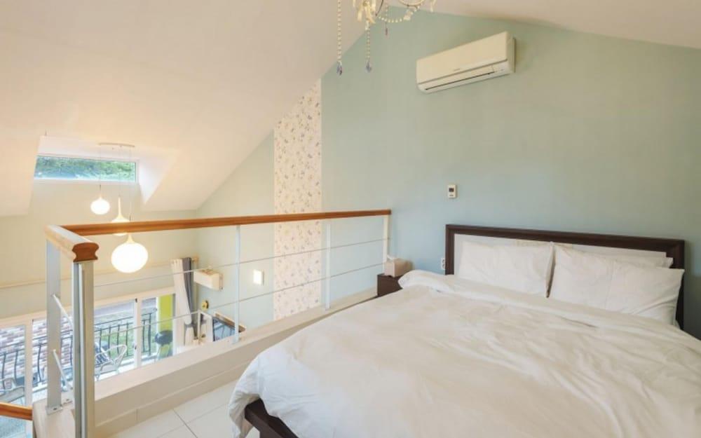 Namhae Gold River Pension