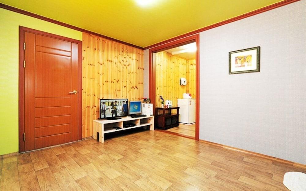 Yanggu Kwakgol Pension