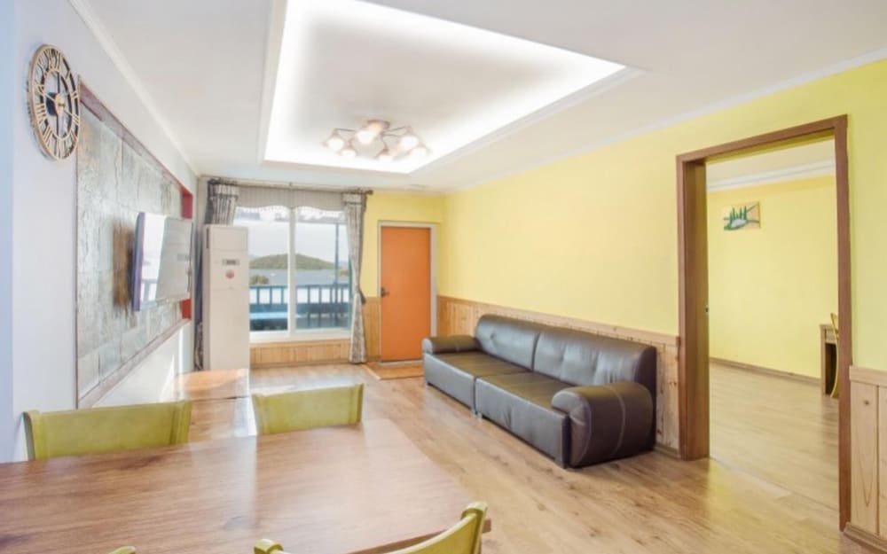 Yeosu Gloria Pension