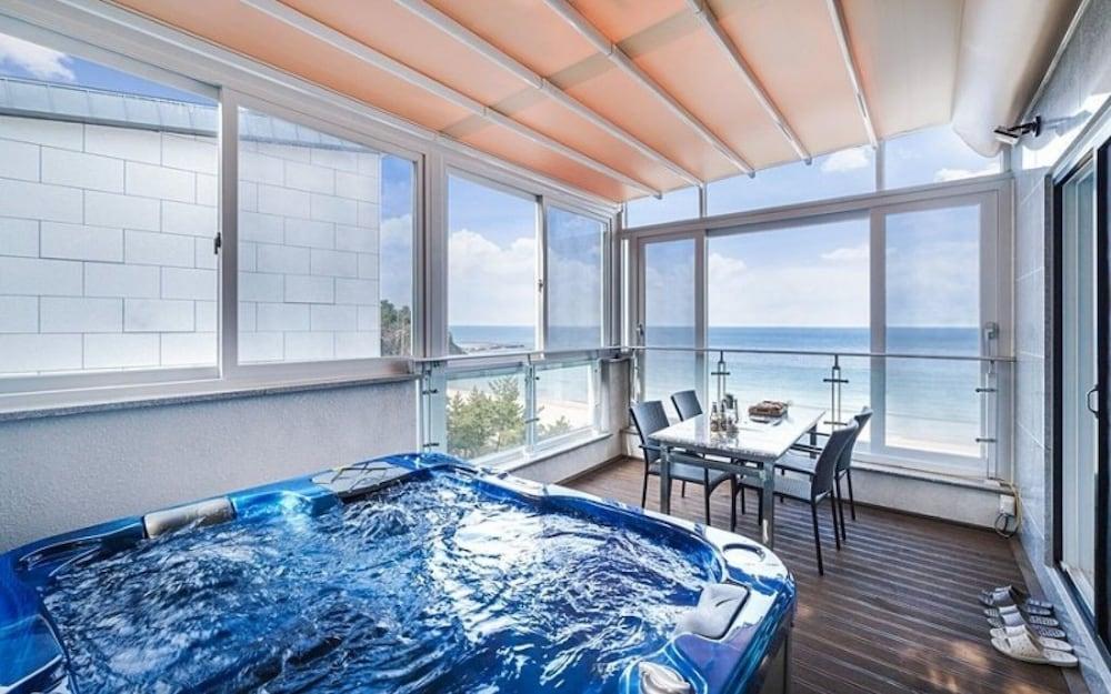 Pohang Molly Holly Pension