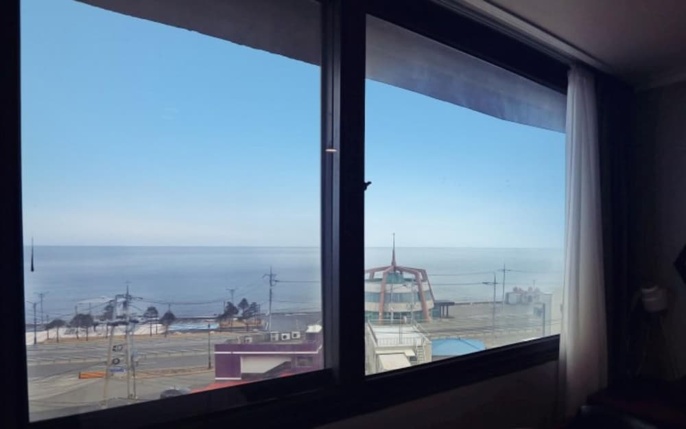 Yangyang Number 25 Hotel