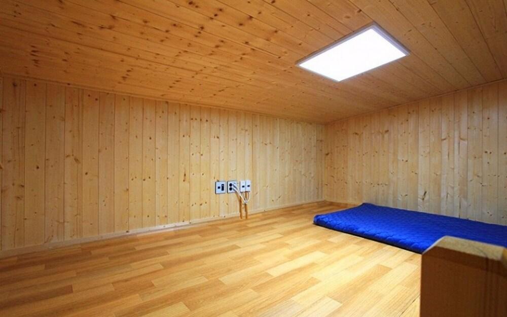 Pyeongchang E3bunjang Pension