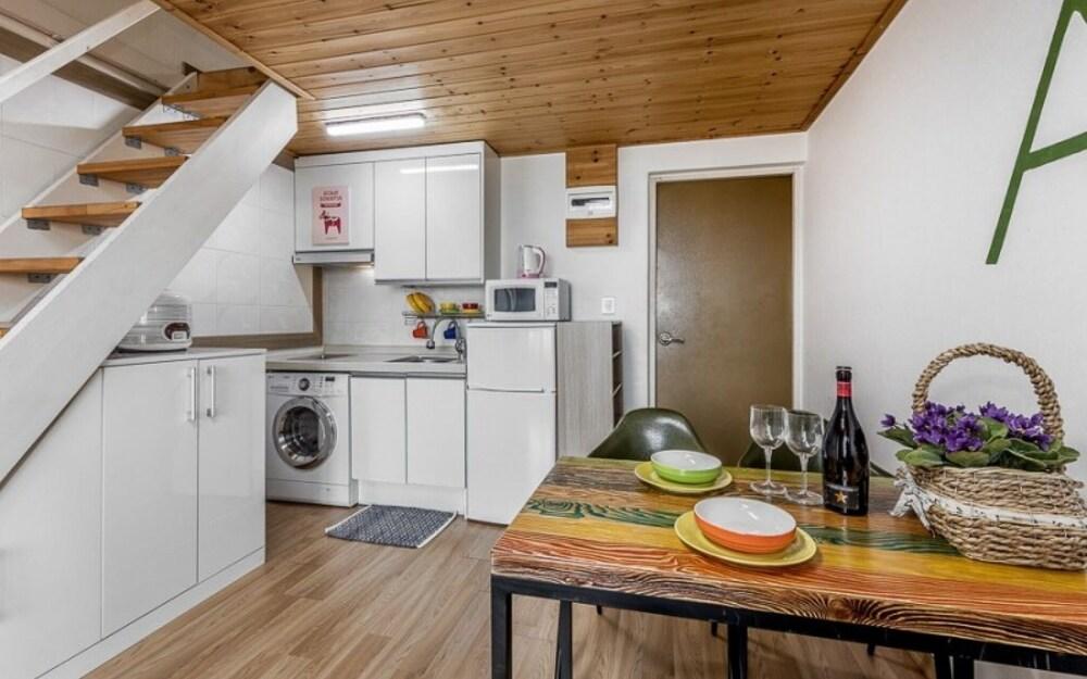 Goseong Mungstay Pension