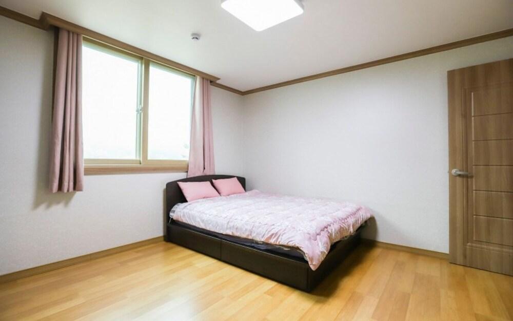 Yesan Deulsaem Pension