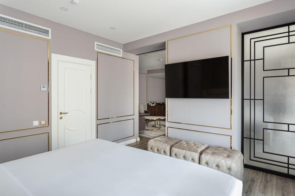 Oscar Boutique Hotel