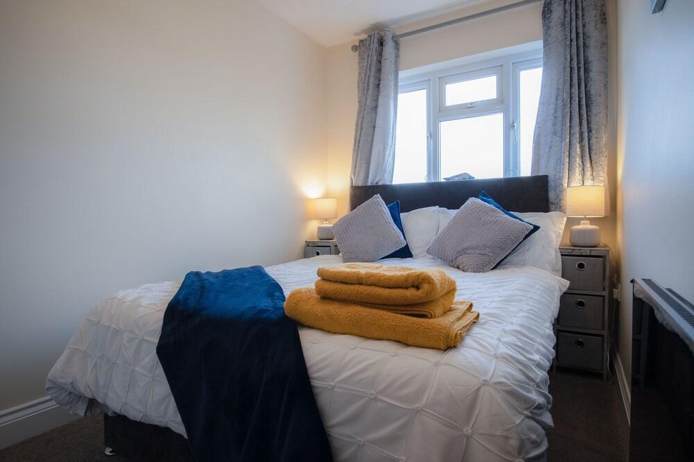 North Beach Heights - 3 Bedroom - Tenby