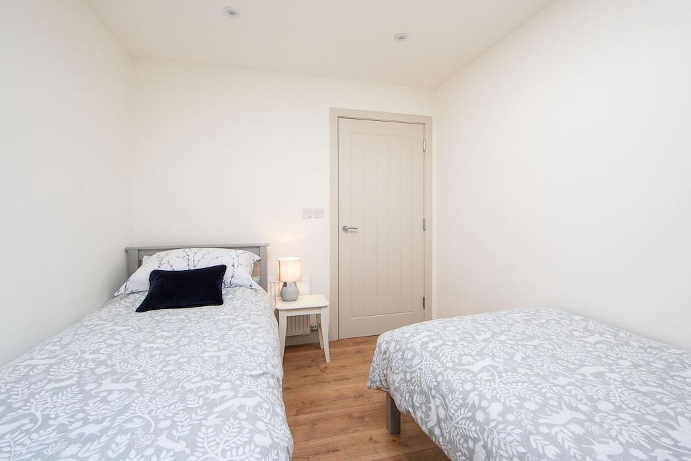 The Anchor Apartments