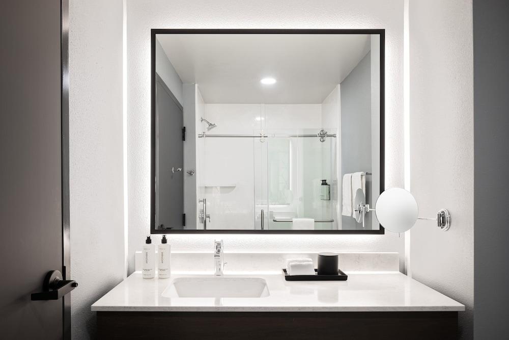 Crowne Plaza Kearney by IHG