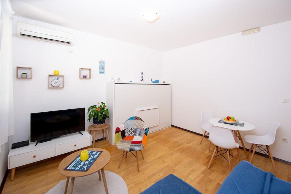 Apartment Blue Coast