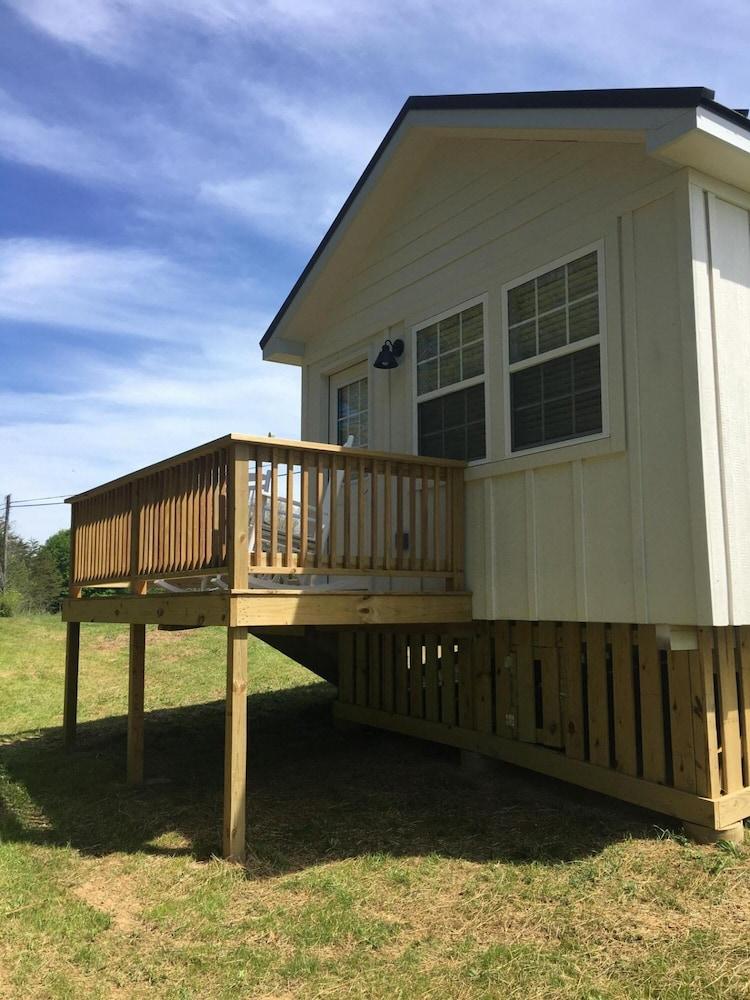 Greeter Falls Lodge 6