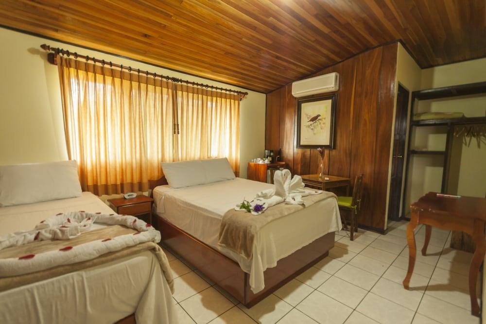 Arenal Waterfall Lodge