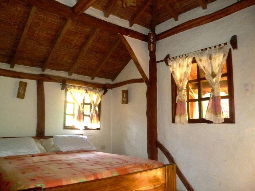 La Barquita Beach Hostel