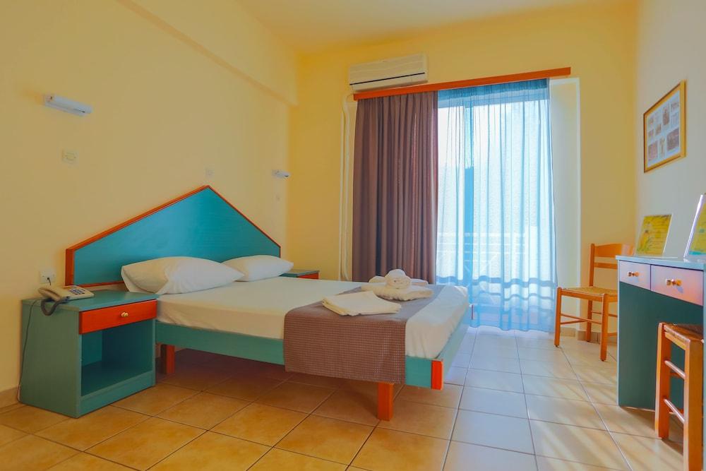 Filoxenia Hotel Apartments
