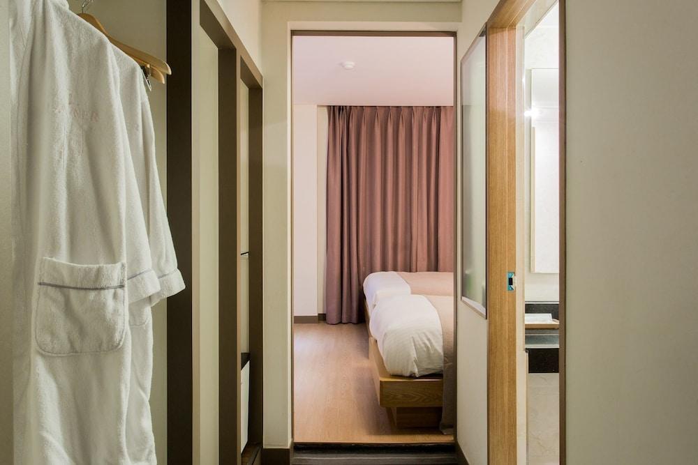 Lamer Hotel & Seawater Spa Busan