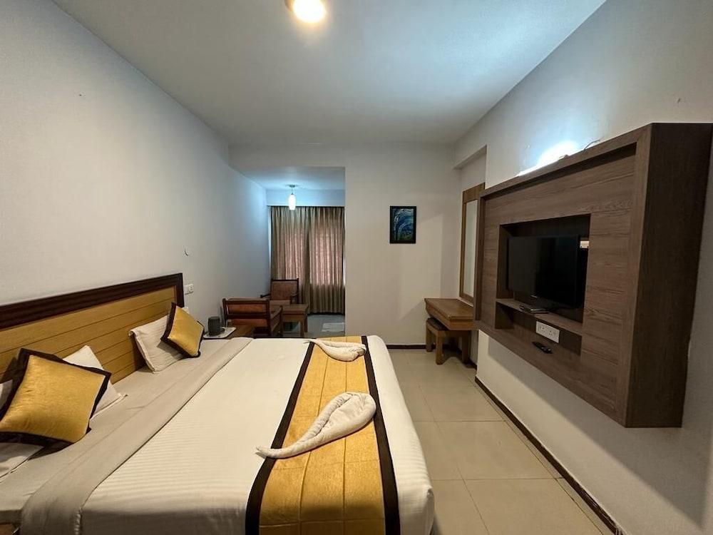 Hotel Preethi Palace