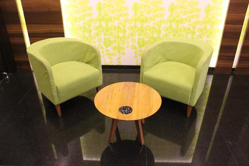 Hotel Cosmopolitan Ahmedabad