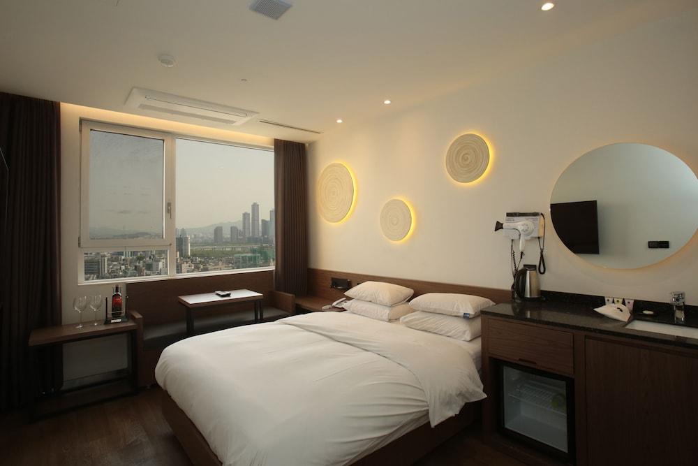 Hotel The Designers Hongdae