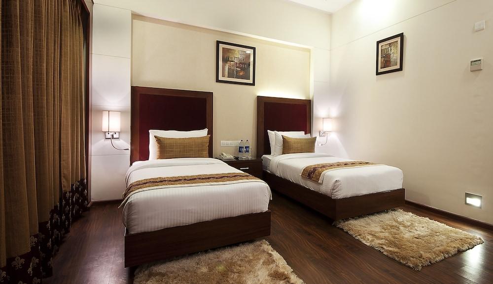 The Golden Palms Hotel And Spa