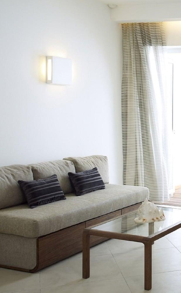 Sunrise Pearl Hotel & Spa