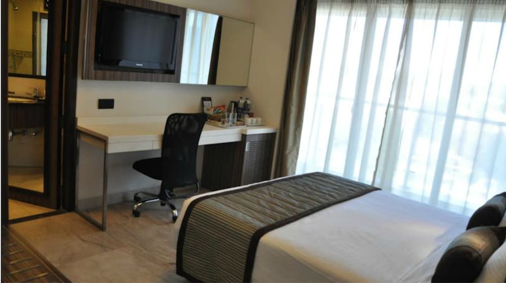 Residency Sarovar Portico Mumbai