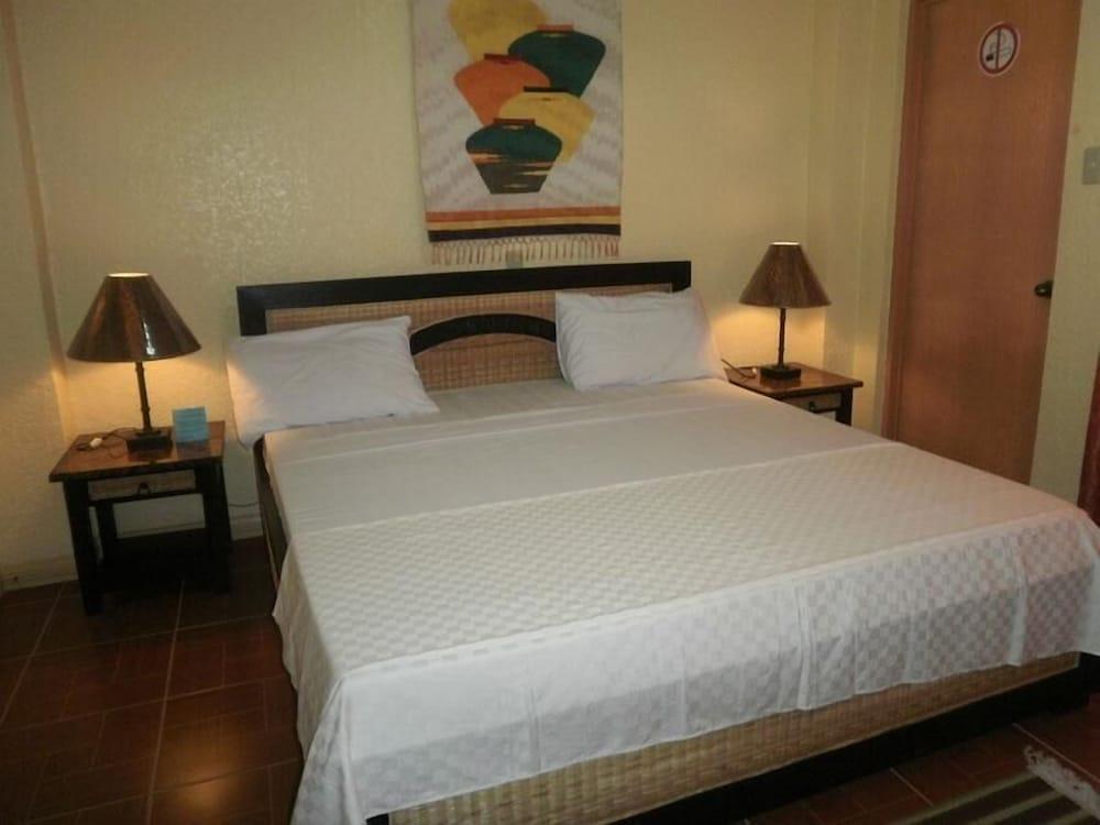 Marlins Beach Resort