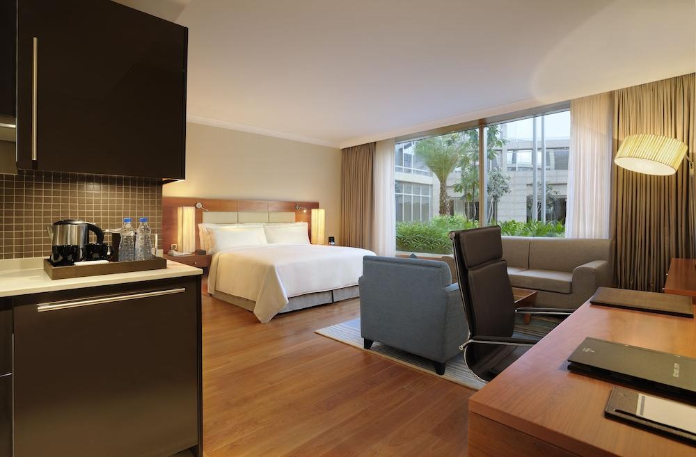 Hilton Bangalore Embassy GolfLinks