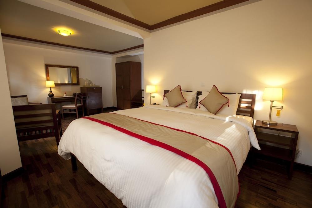 Shambaling Boutique Hotel