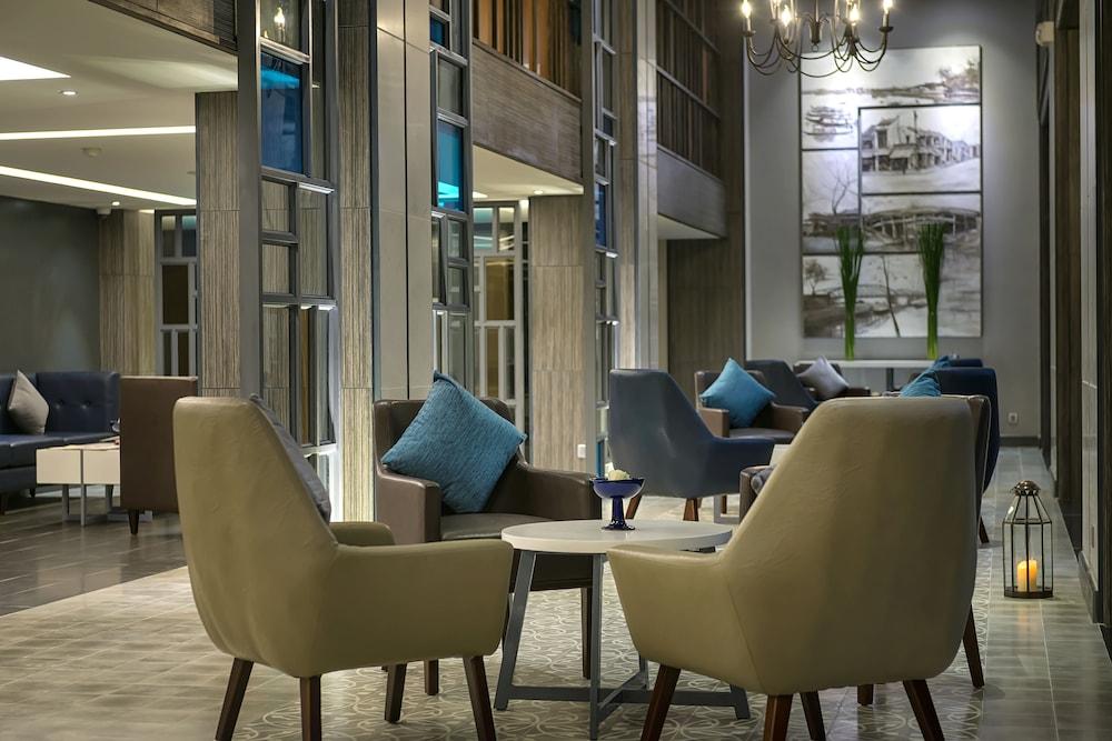 Paradise Suites Hotel