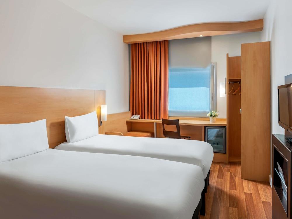 ibis Izmir Alsancak