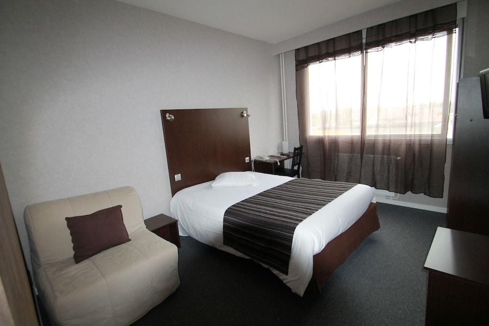 Adonis Lyon Est Hôtel Artys