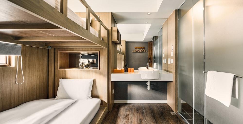 Orange Hotel - Ximen