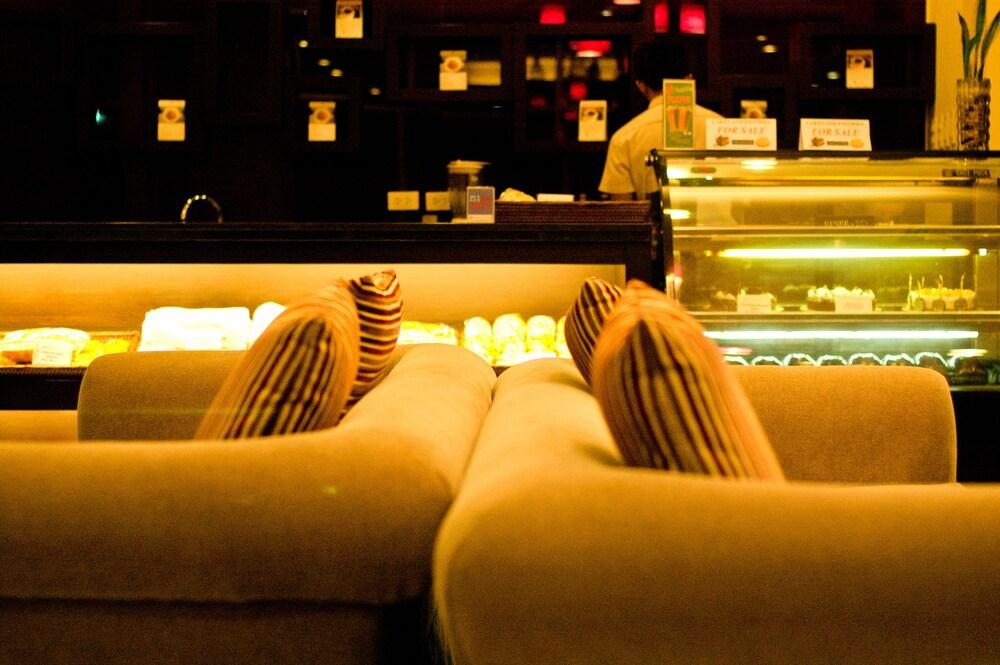 El Cielito Hotel - Sta. Rosa