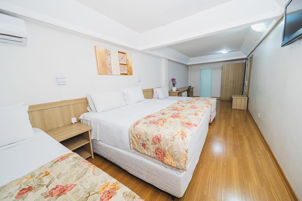 Hotel Golden Park Curitiba by Nacional Inn