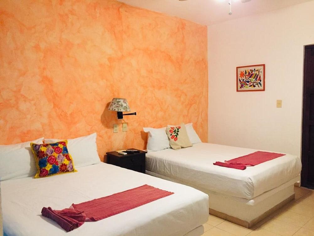 Hotel Casa De Las Flores