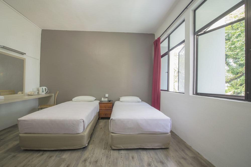 YMCA International Hostel