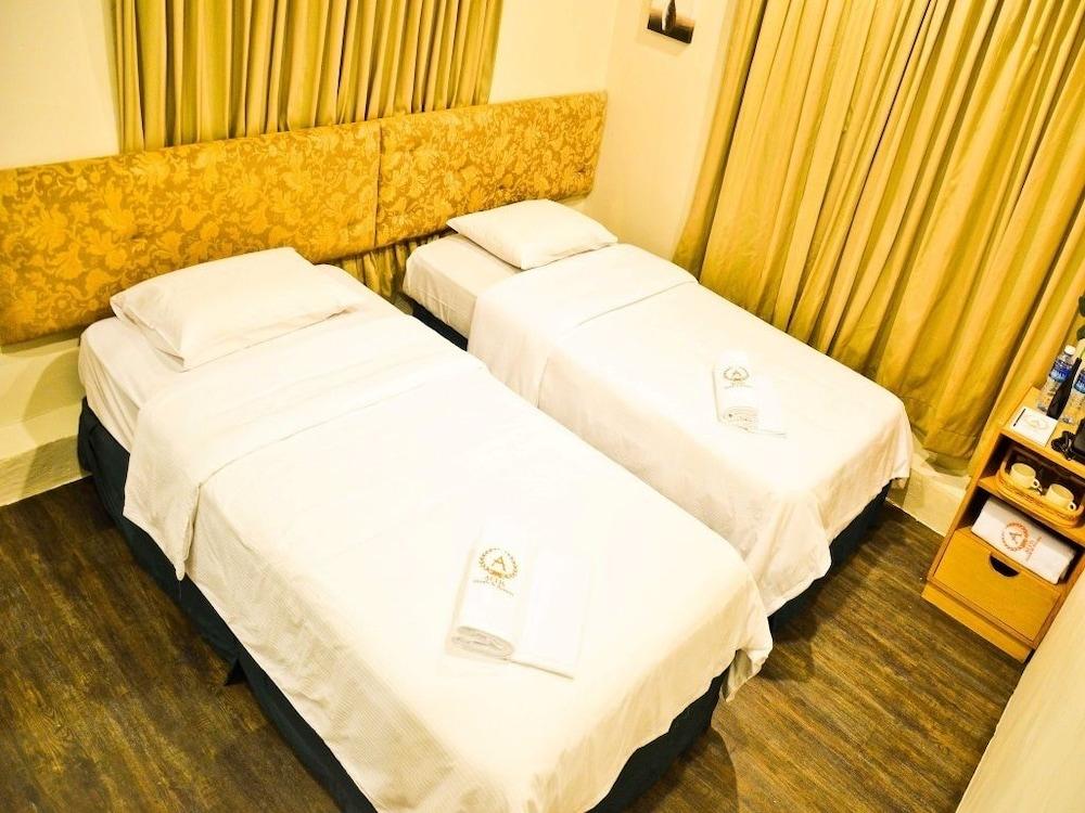 OYO 89637 Altis Hotel Langkawi