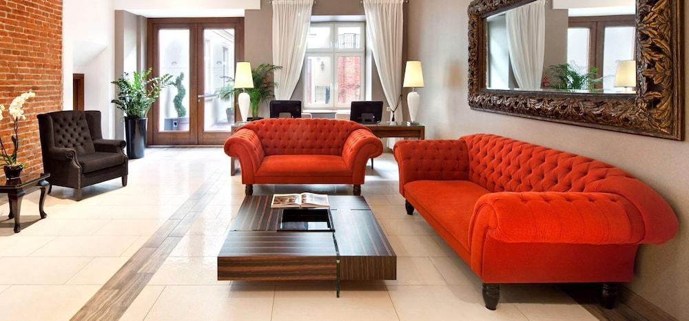 Metropolitan Boutique Hotel