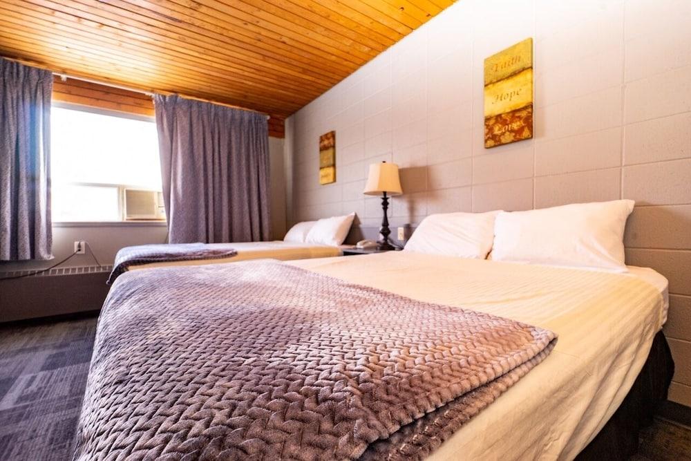 Vegreville Garden Inn