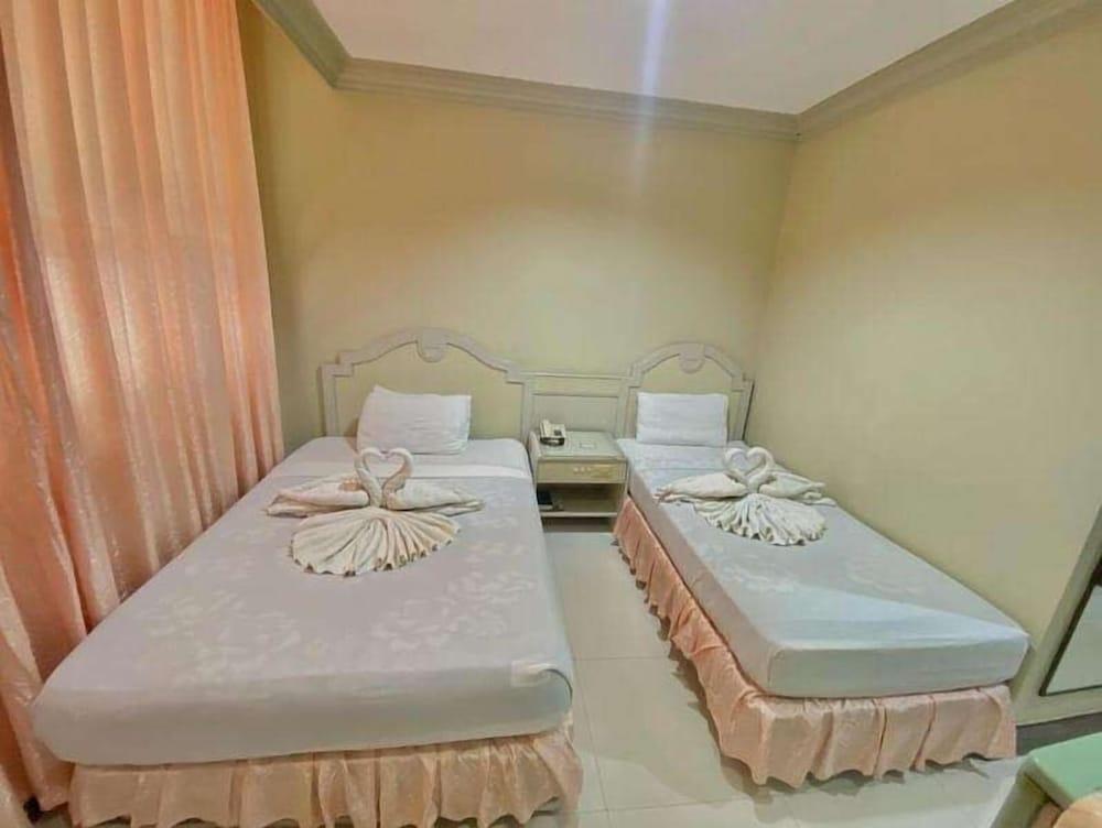 Cebu Northwinds Hotel