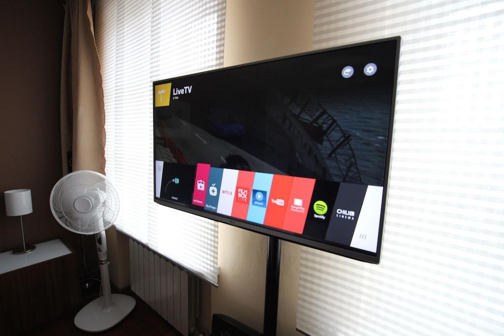 Rainbow Apartments 1