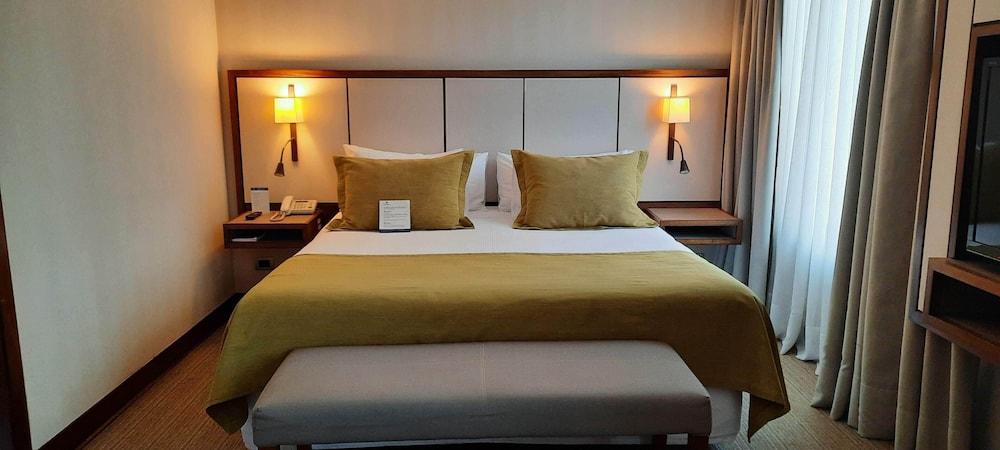 Abba Presidente Suites Santiago