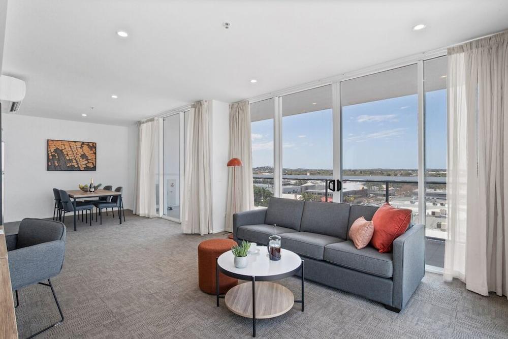 Quest Mackay on Gordon