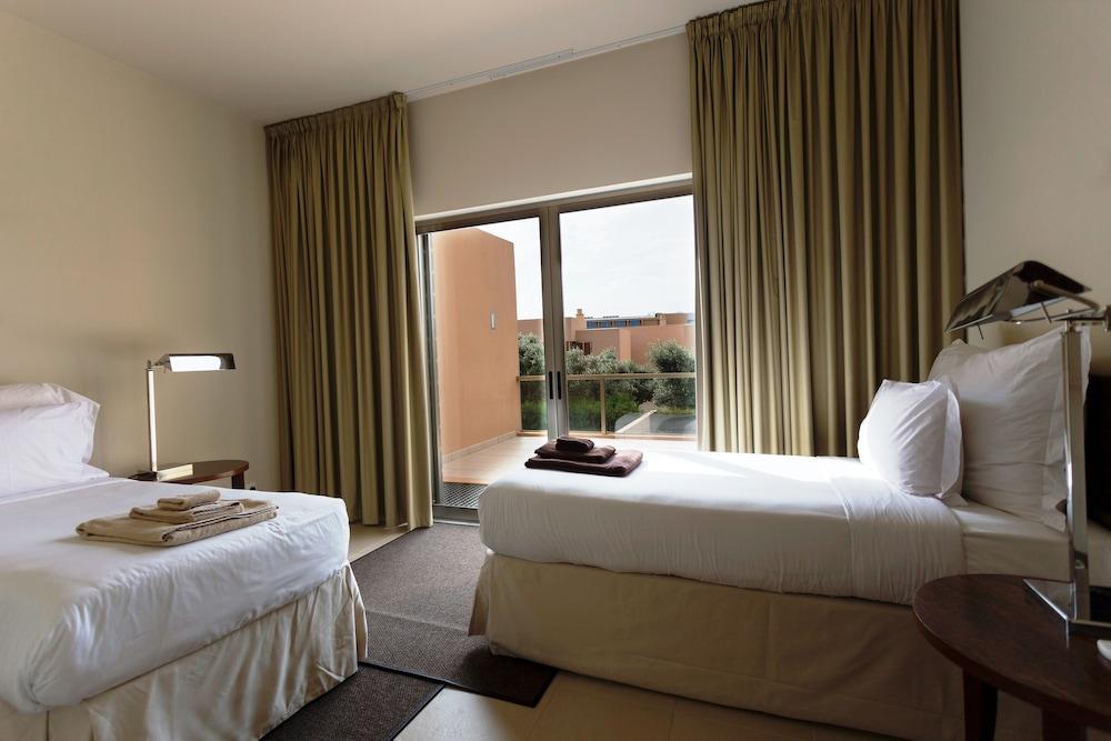 Salgados Beach Villas