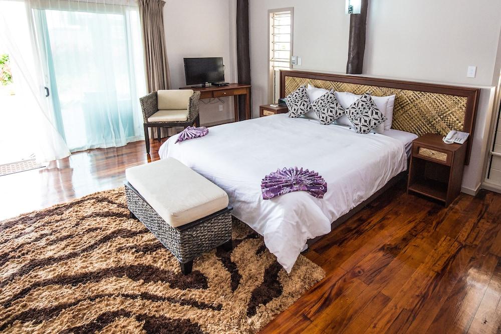 Saletoga Sands Resorts