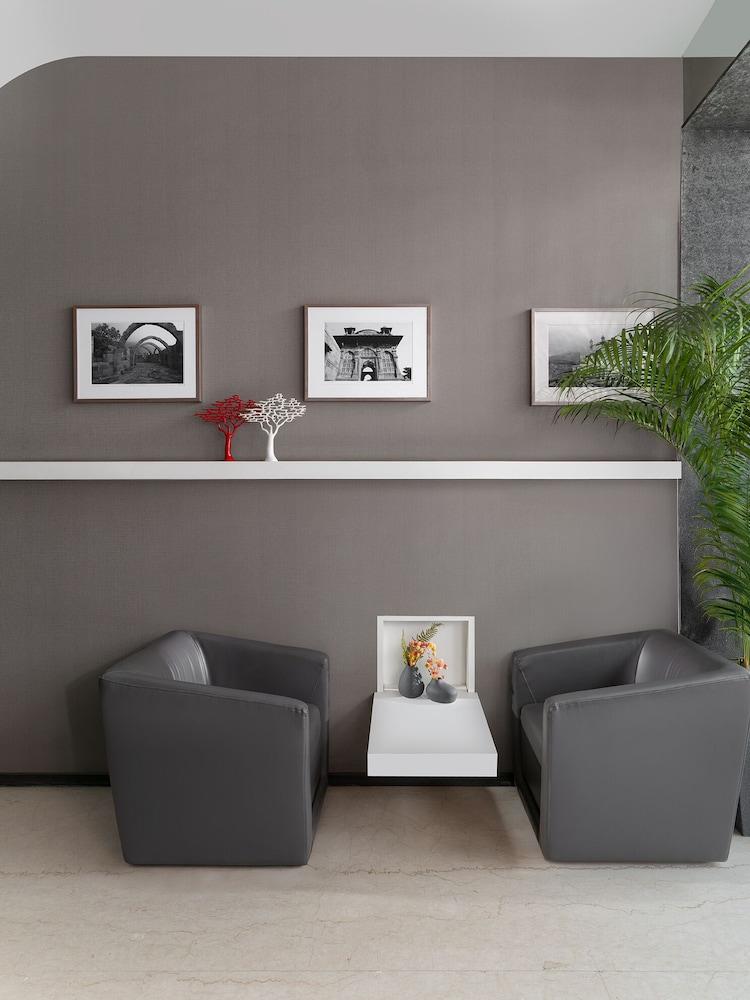 The Atara Near Golf Course Road