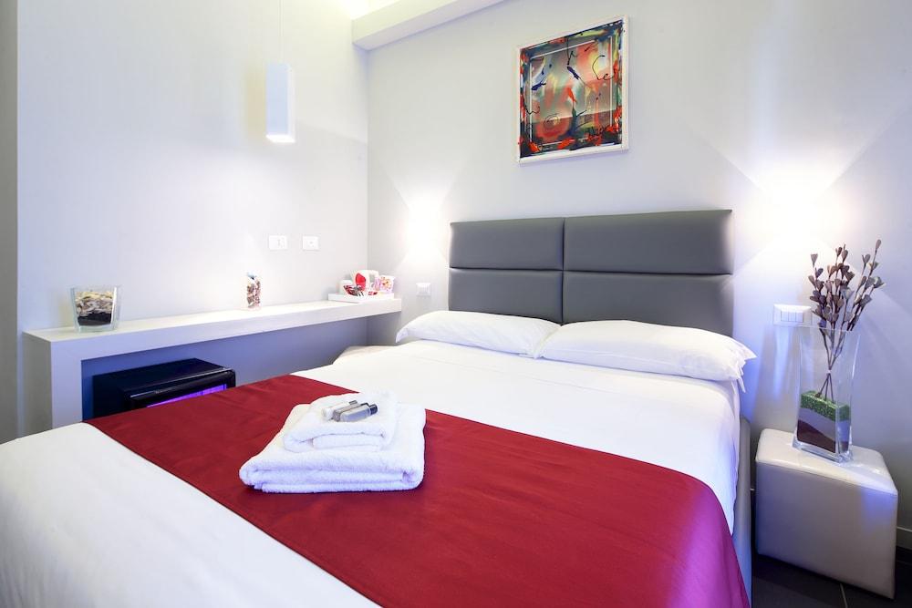 NearHome Smart Suites