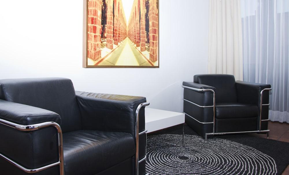 HERENCIA By Hosting House