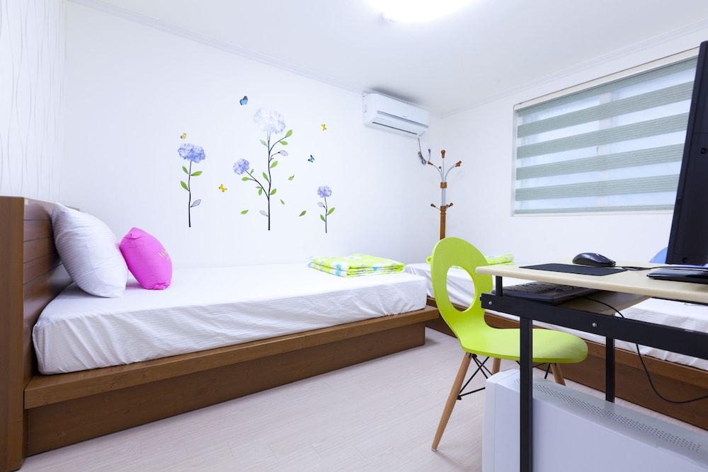 Wow Hills Guest House