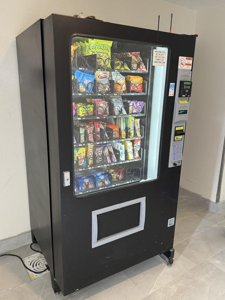 Baymont by Wyndham Dickinson